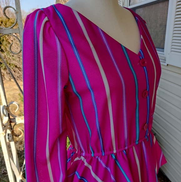 XS/S 70s 80s Striped Peplum Dress - Picture 3 of 8